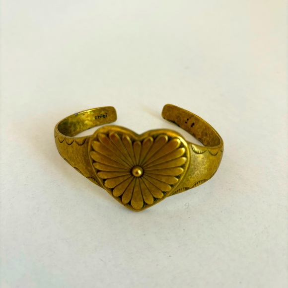 Chibi Jewels Heart Medallion Adjustable Brass Cuff Bracelet - Picture 3 of 12